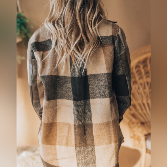 NEW Cozy Oversized Flannel Plaid Shacket Top Jacket Coffee Brown Tan - Picture 4 of 9